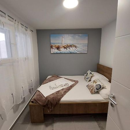 Apartman Karla ยาดริยา ภายนอก รูปภาพ