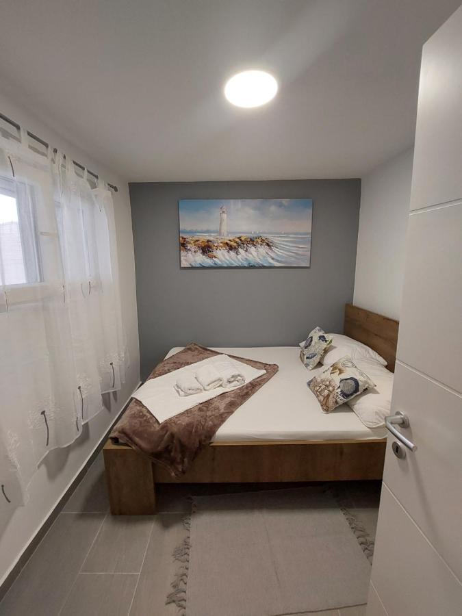 Apartman Karla ยาดริยา ภายนอก รูปภาพ